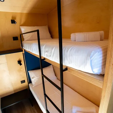Campsite Concept Village Piccola Gardiola San Felice del Benaco